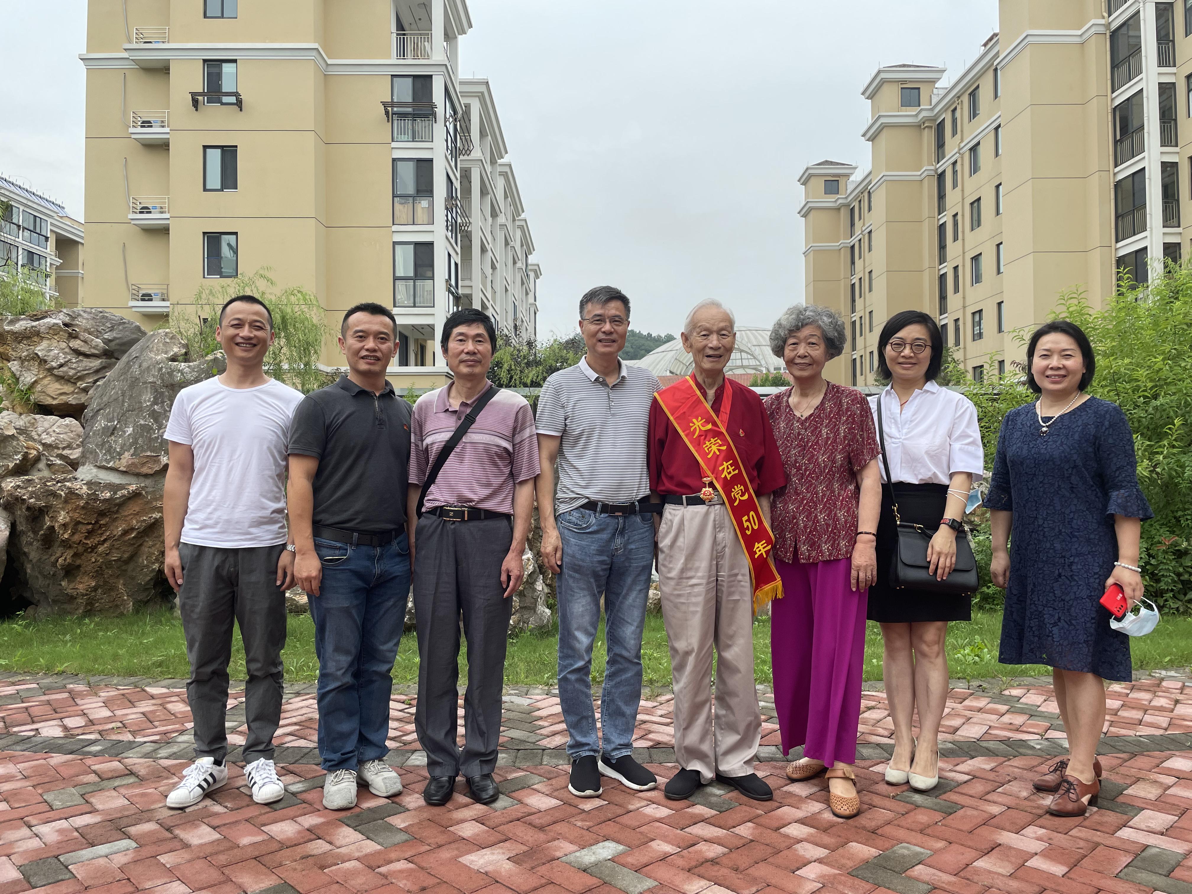 �Ϲ�NG��28(�й�)����Ʒ���������޹�˾