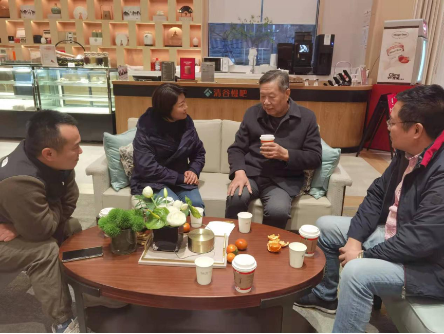 ng28�Ϲ������쵼̽��ο�ʹ�˾�������쵼